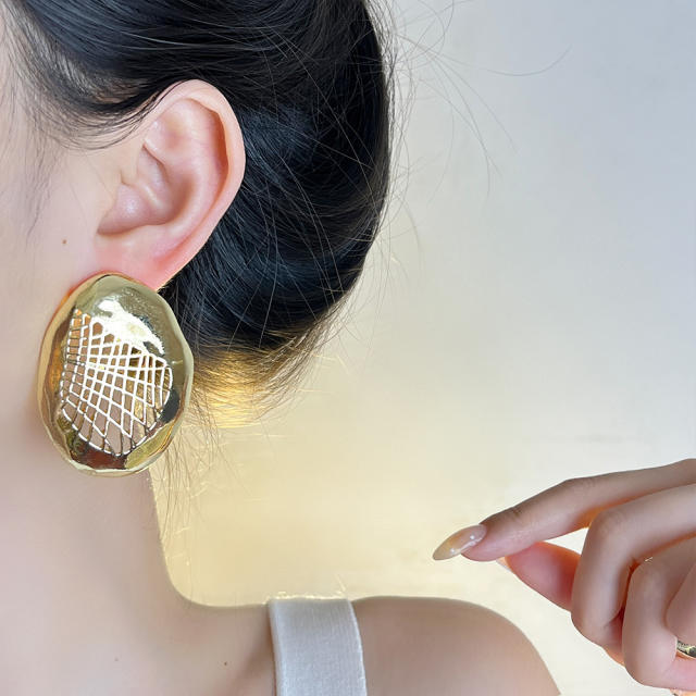 Exaggerated Personality Mesh Texture Oval Simple All-match Women's Earrings