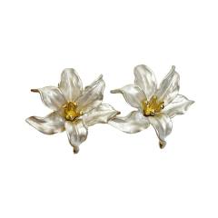 Three-Dimensional Large Flower Exaggerated Stud Earrings