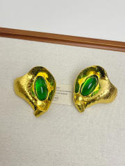 Vintage gold plated oval stone inlaid alloy earrings big earrings