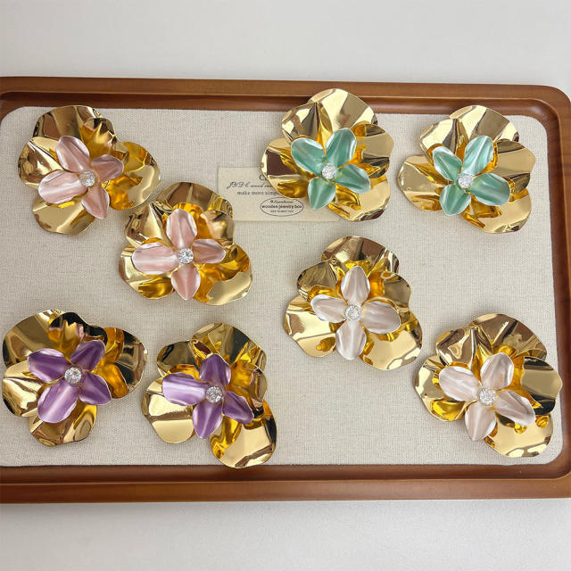 Exaggerated metal Flower Earrings Three-dimensional Ear Studs