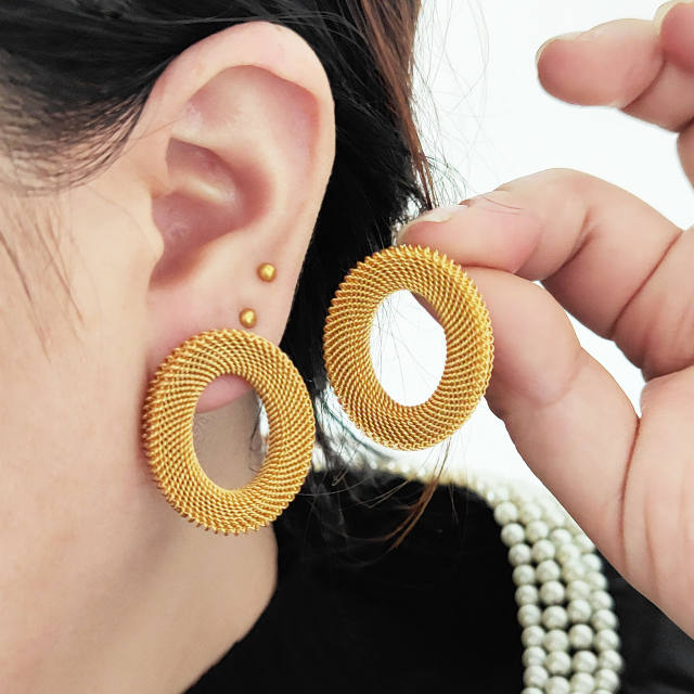 Personality geometric circle earrings heavy woven simple stud earrings