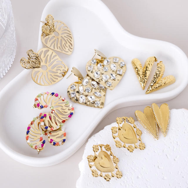French sweet love hollow design stainless steel earrings gold-plated earrings