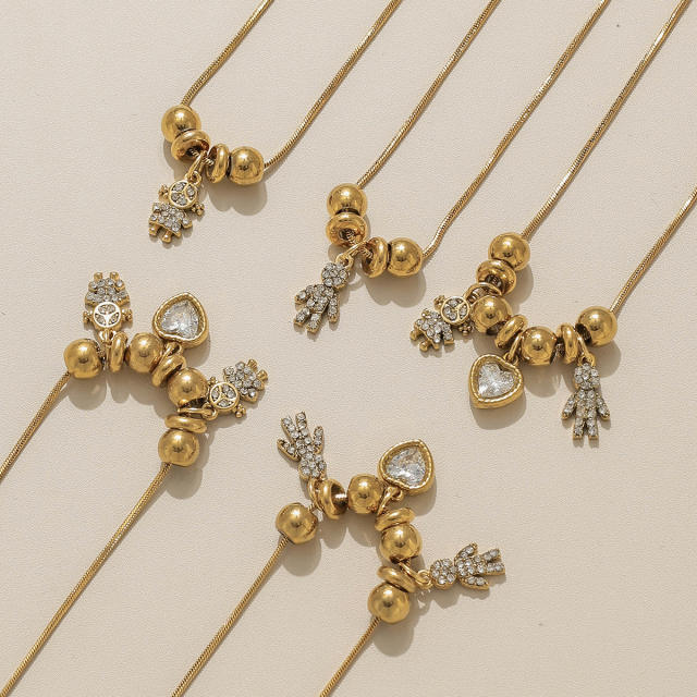 Light Luxury Fashion Inlaid Zircon boy girl charm Plated 18K Gold Stainless Steel necklace