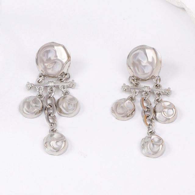 Minimalist Design Alloy Geometric Embossed Hammer Texture Round Spliced Tassel Earrings