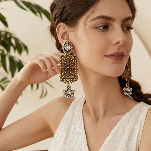 Retro Palace Style Exquisite Alloy Geometric Full Diamond Flower Earrings