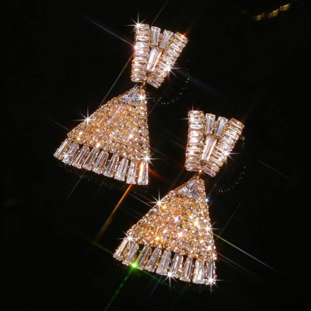 Personalized Zirconia Light Luxury Versatile Earrings