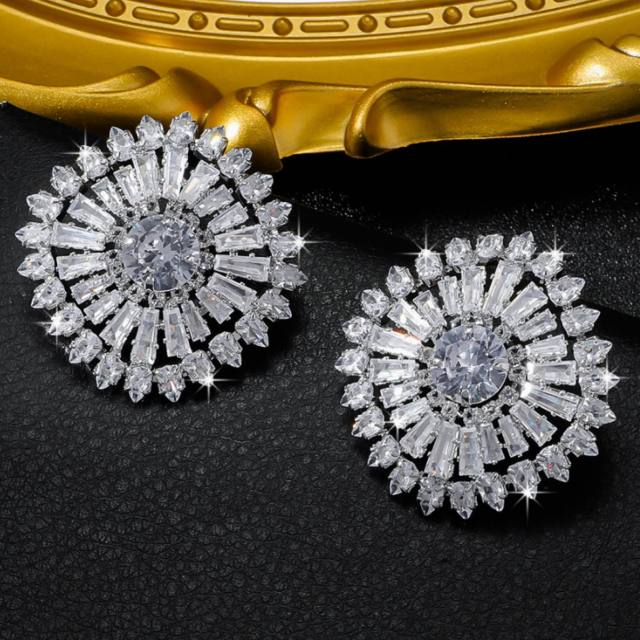 Elegant pave setting cubic zircon flower square diamond earrings