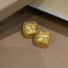 Geometric Hollow Mesh Earrings Personalized Light Luxury Braided Earrings