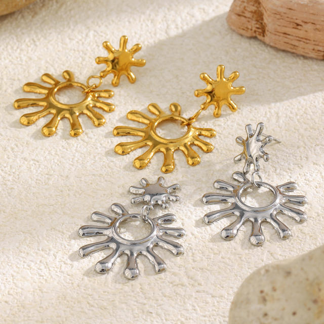18KG hot sale sun shape hollow stainless steel earrings