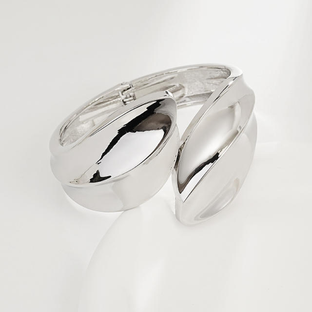 Irregular Glossy Alloy Bracelet Set Geometric Bracelet Collection Hand Jewelry Accessories