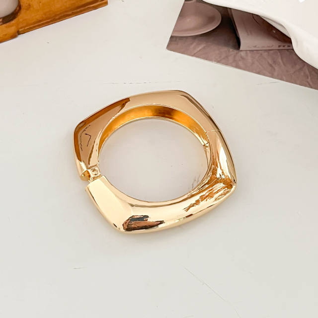 Irregular Glossy Alloy Bracelet Set Geometric Bracelet Collection Hand Jewelry Accessories