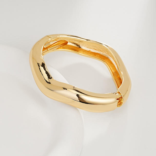 Irregular Glossy Alloy Bracelet Set Geometric Bracelet Collection Hand Jewelry Accessories