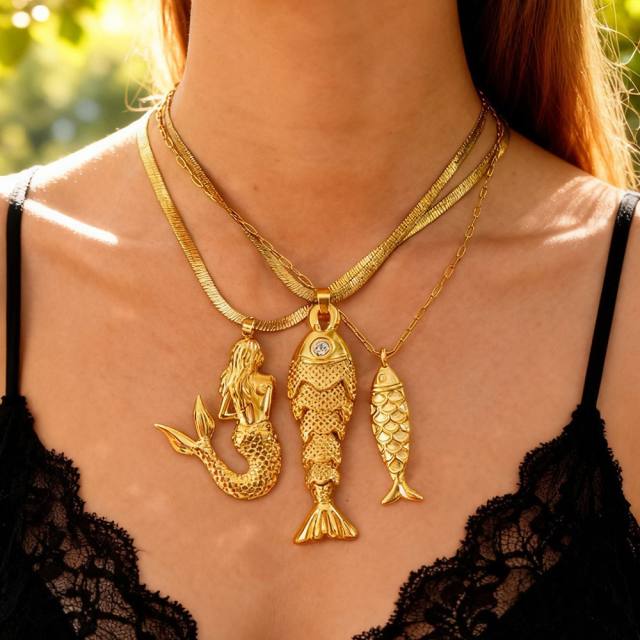 Unique animal-shaped fish and butterfly pendant stainless steel necklace