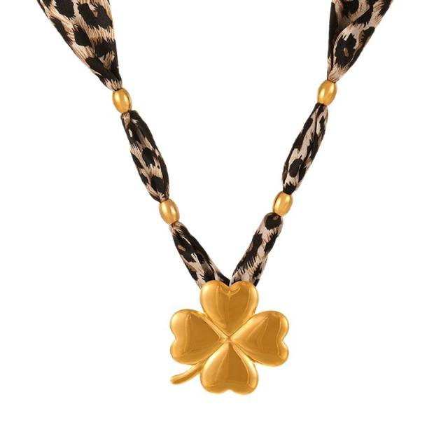Oversize stainless Steel Clover Heart Five-Pointed Star pendant leopard fabric chain necklace