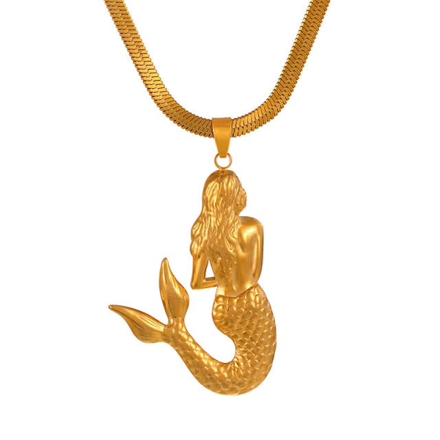 Unique animal-shaped fish and butterfly pendant stainless steel necklace