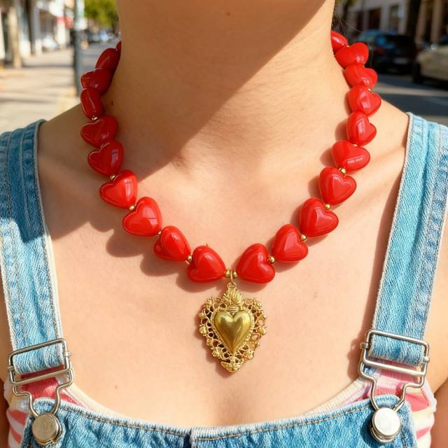 Red acrylic heart chain stainless steel heart pendant choker necklace