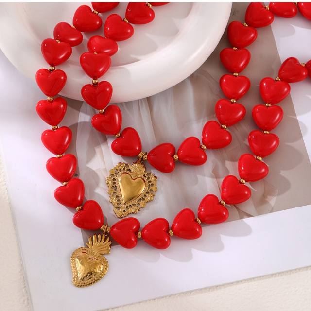 Valentine's Day red resin heart bead necklace with stainless steel heart pendant
