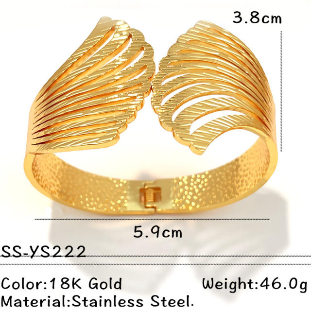 Stainless Steel Bracelet Fashion Versatile Open bangle for Women Non-Fading Jewelry