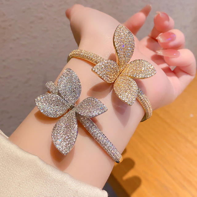 Luxury Copper Plated 18K Gold Inlaid Zircon Women's Bracelet New Full Diamond Bracelet