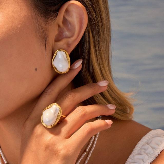 Baroque pearl inlaid stainless steel earrings flower earrings