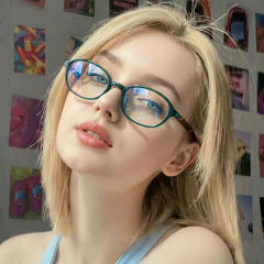 Oval Small Frame Rice Stud Sunglasses