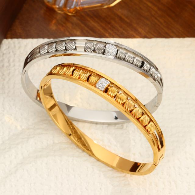 New Gold stainless Steel bangle unique rotatable bead bangle bracelet for women