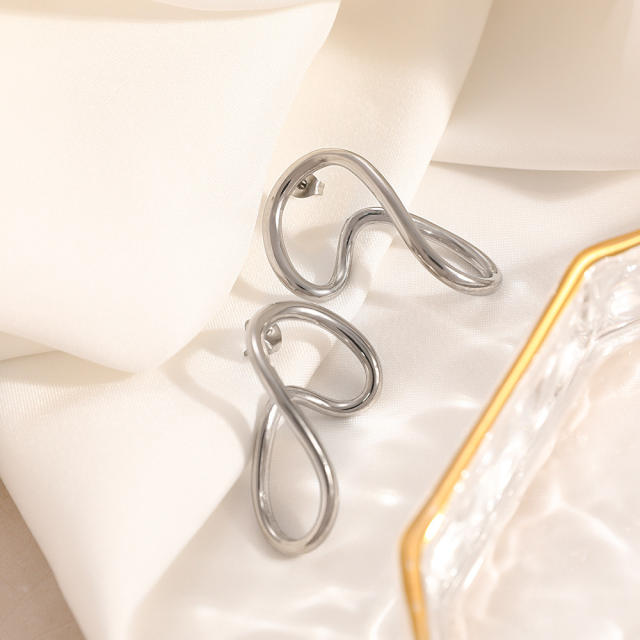18KG unique geometirc line shape stainless steel earrings