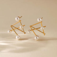 New Geometric Design Pearl Earrings Women's Daily Wear Real Gold Plated Earrings