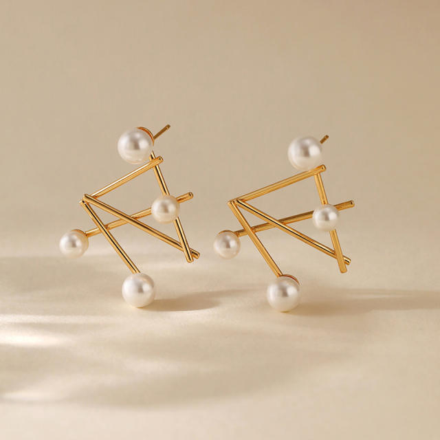 New Geometric Design Pearl Earrings Women's Daily Wear Real Gold Plated Earrings