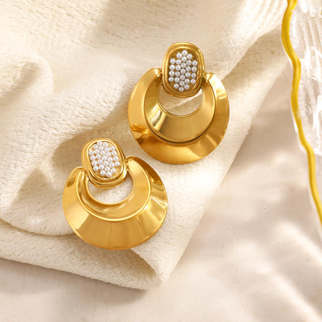 18KG cubic zircon inlaid circle shape stainless steel earrings
