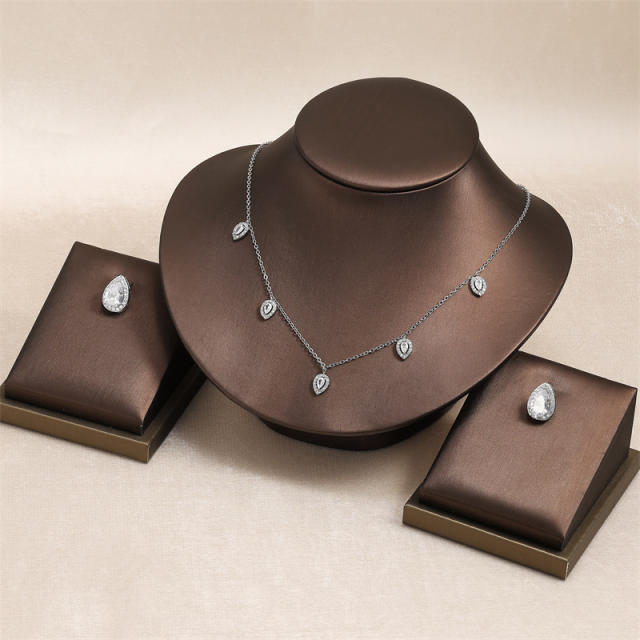 Water Drop Zircon Necklace Earrings Set  Exquisite Light Luxury Simple jewelry set