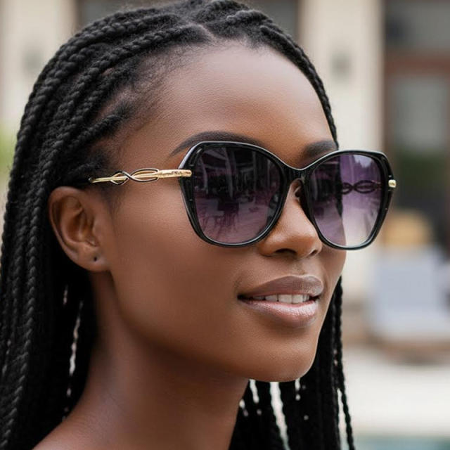 Personality hollow out cat eye shape sunglasses