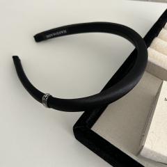 Simple satin material diamond inlaid headband for women