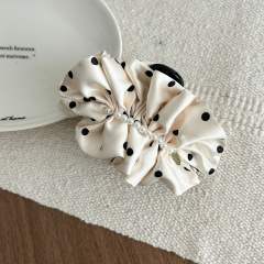 Korean fashion stain material pearl bead inlaid hair claw clips for women