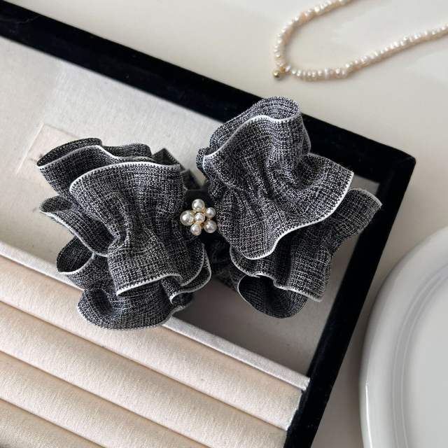 Kroean fashion hair claw clips for women
