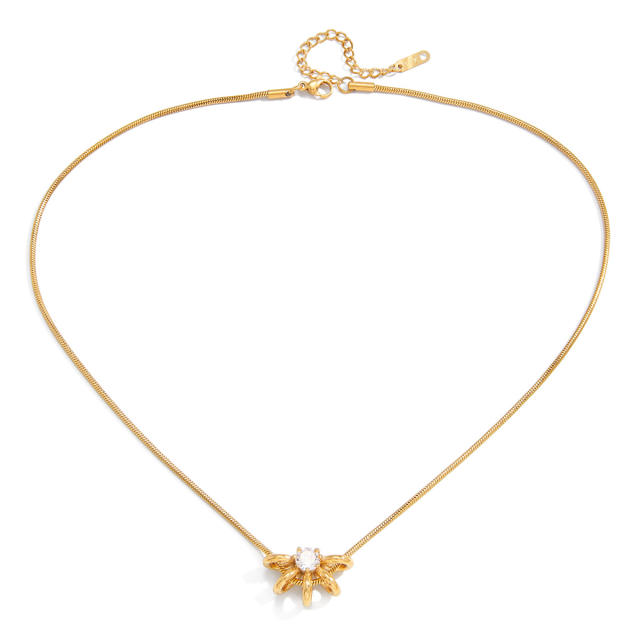 18KG unique hollow out diamond pendant stainless steel necklace