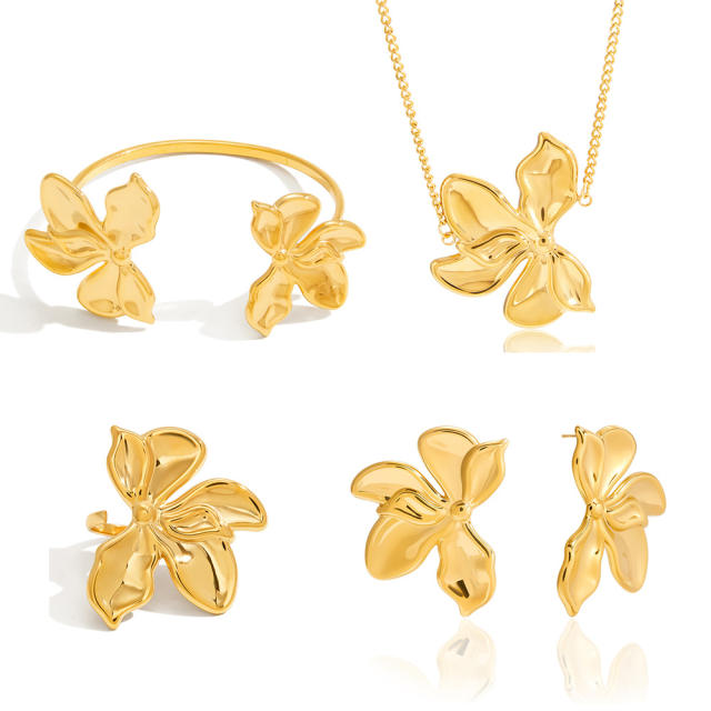 Elegant gold color leaf design stainless steel necklace bangle earrings set