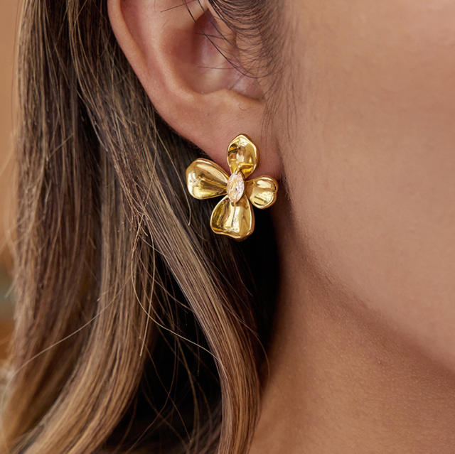 Elegant Stainless Steel Flower Zircon Stud Earrings