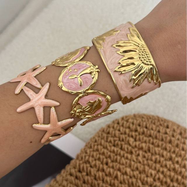 Hot sale sweet pink color enamel stainless steel bangle bracelet holiday ocean hand jewelry