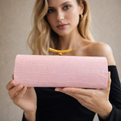 PU crocodile-patterned baguette bag clutch bag evening bag