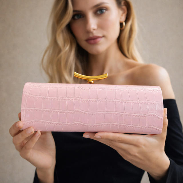 PU crocodile-patterned baguette bag clutch bag evening bag