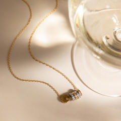 18KG mix color circle pendant stainless steel necklace