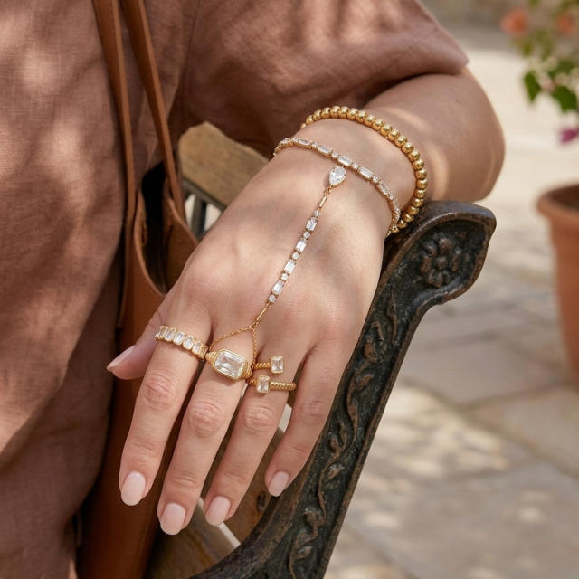 Delicate cubic zircon inlaid stainless steel bracelet ring bracelet diamond bracelet