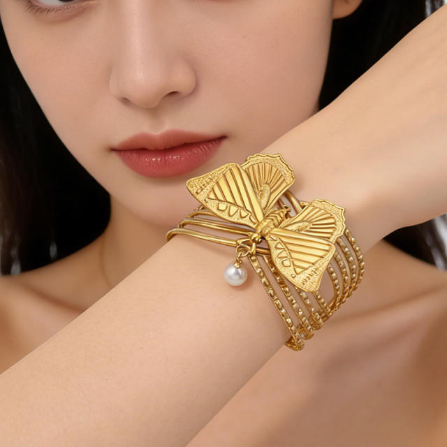 18KG stereo butterfly stainless steel bangle bracelet