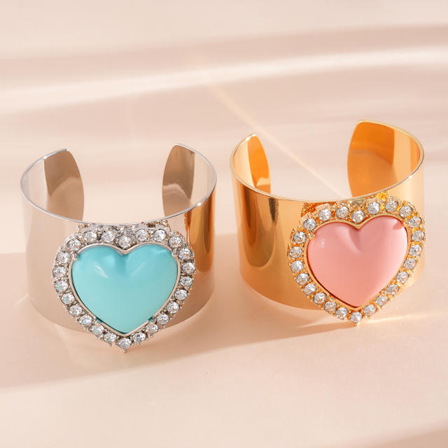 Sweet pink blue resin heart silver metal cuff bangle for women