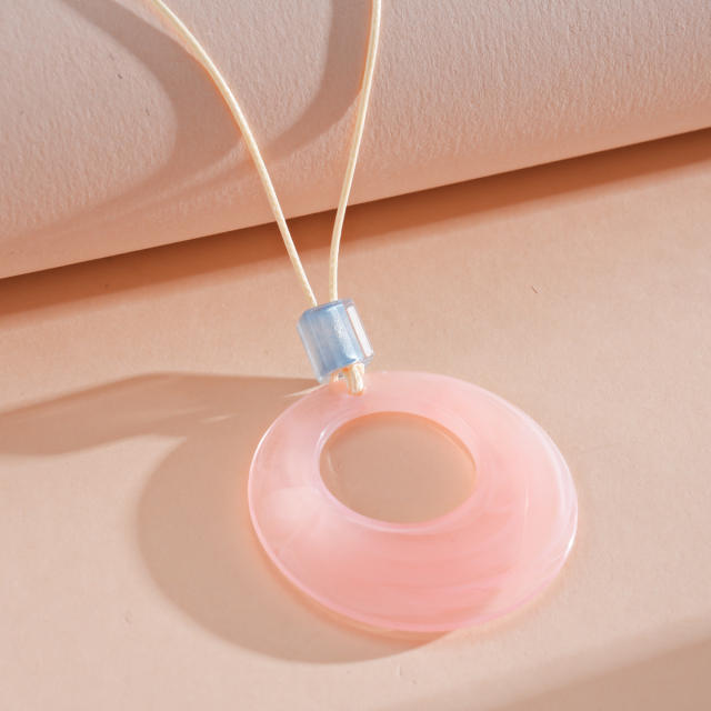 Vintage resin circle pendant rope chain necklace long necklace for women