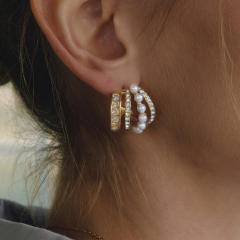 Elegant imitation pearl bead diamond inlaid stainless steel earrings