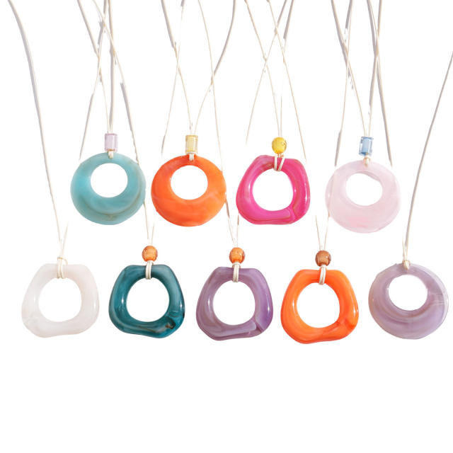 Vintage resin circle pendant rope chain necklace long necklace for women