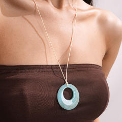Vintage resin circle pendant rope chain necklace long necklace for women