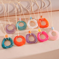 Vintage resin circle pendant rope chain necklace long necklace for women